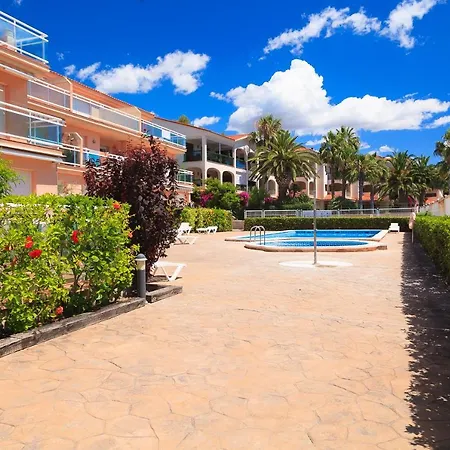 Uhc Arco Del Sol Family Complex Apartment *